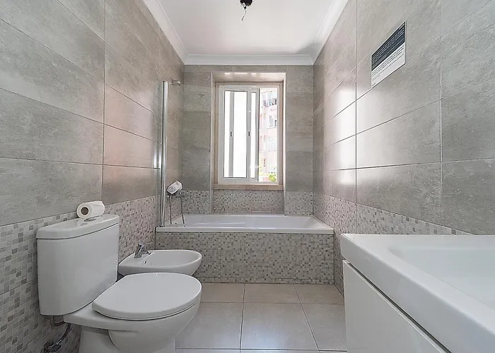 公寓 Houze Four Bedroom Near Zoo Lisboa